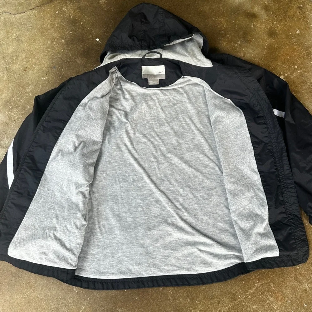 Nike Windbreaker Kids XL Black Excellent Hooded Full Zip Stripe Jacket